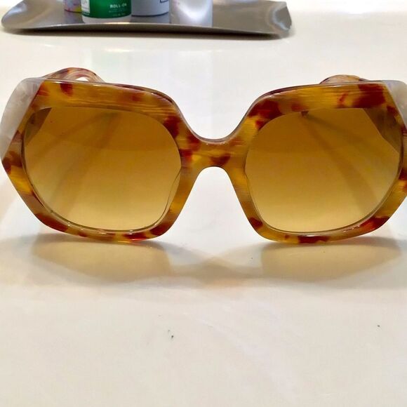 Alain Mikli Evanne 5054 Tortoiseshell Oversized Sunglasses - Picture 3 of 10